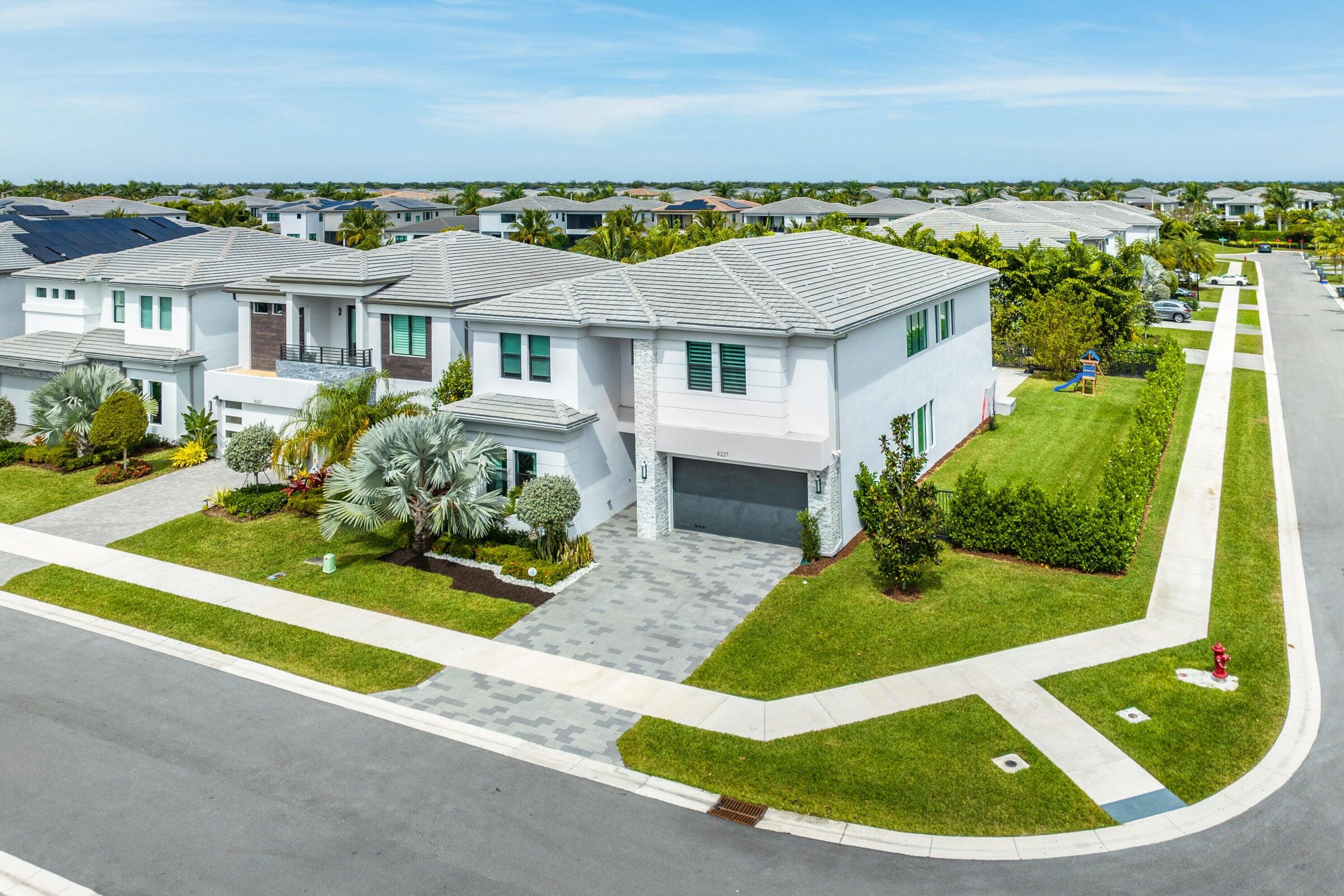 8227 Oceanus Drive, Boca Raton, FL 33496 — photo 2