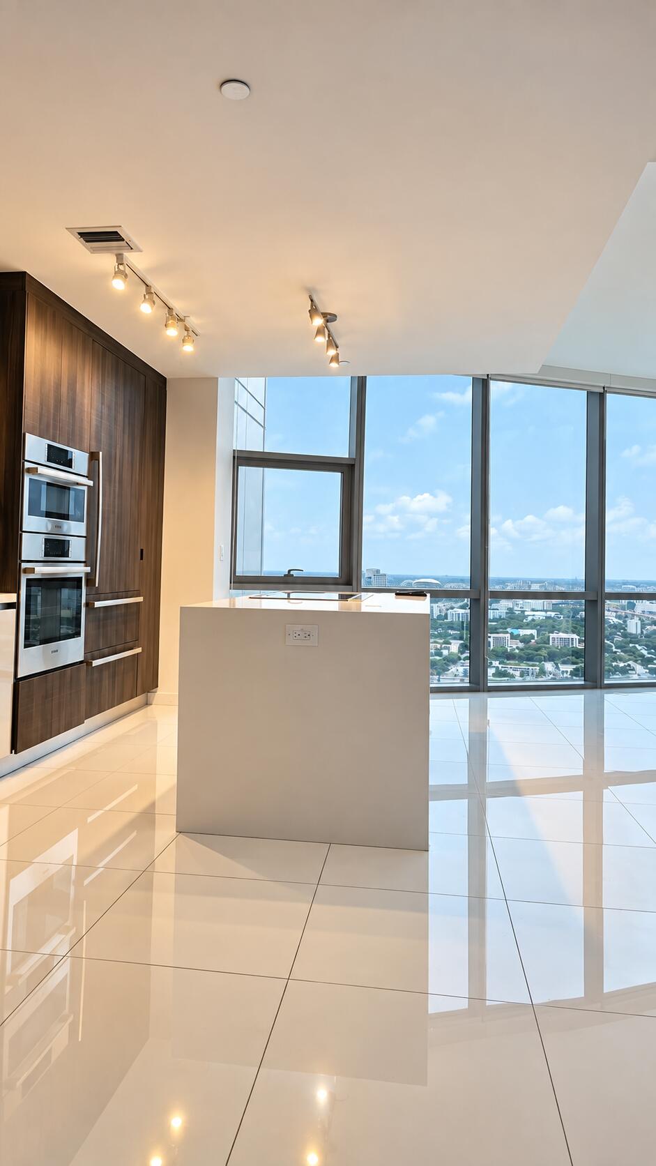 851 NE 1st Avenue Unit 3502 — photo