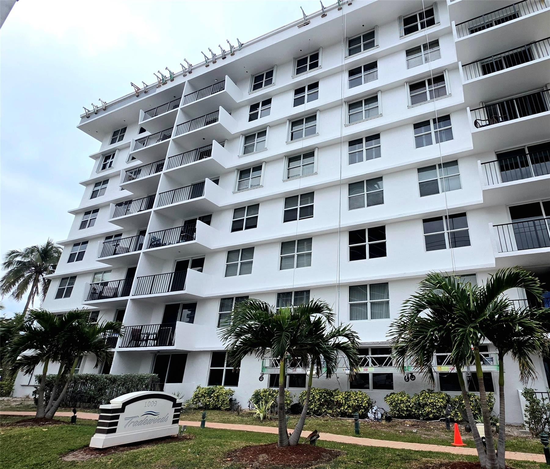 1009 N Ocean Boulevard Unit 411 — photo