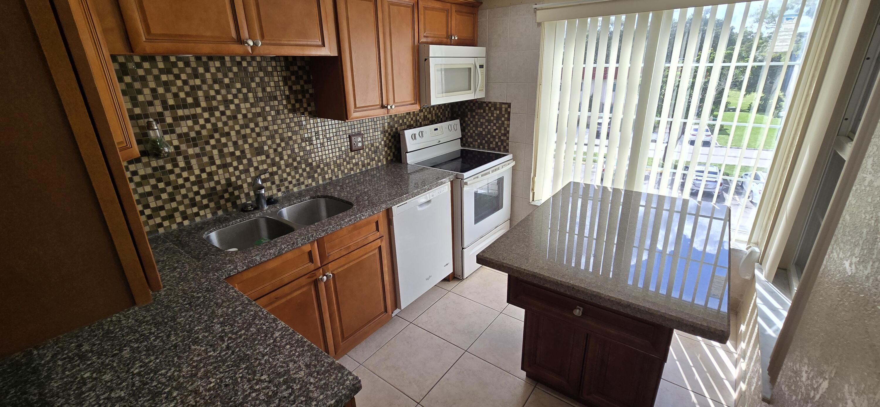 4154 Inverrary Drive Unit 302 — photo