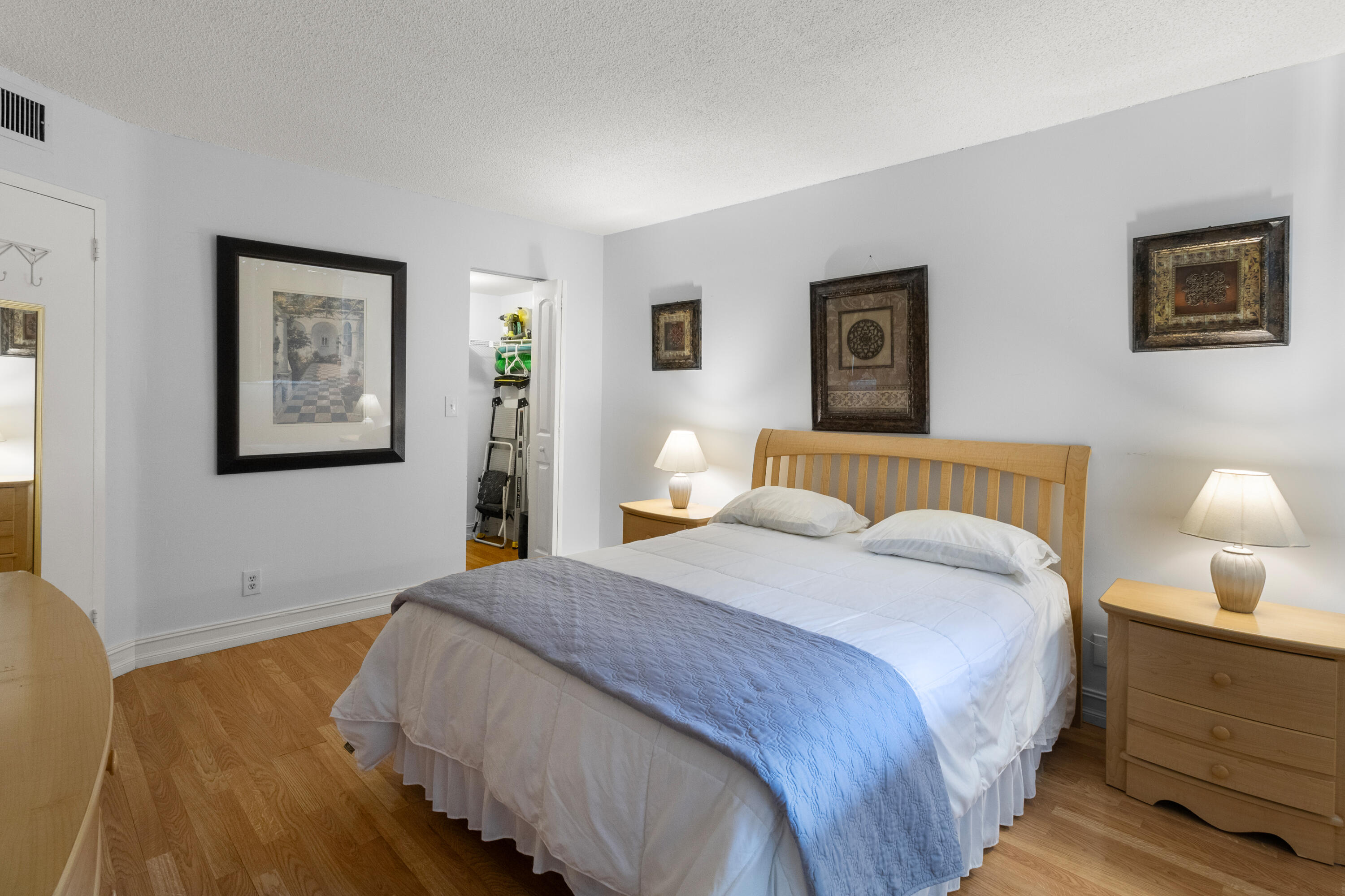 5300 NE 24th Terrace Unit 422C — photo
