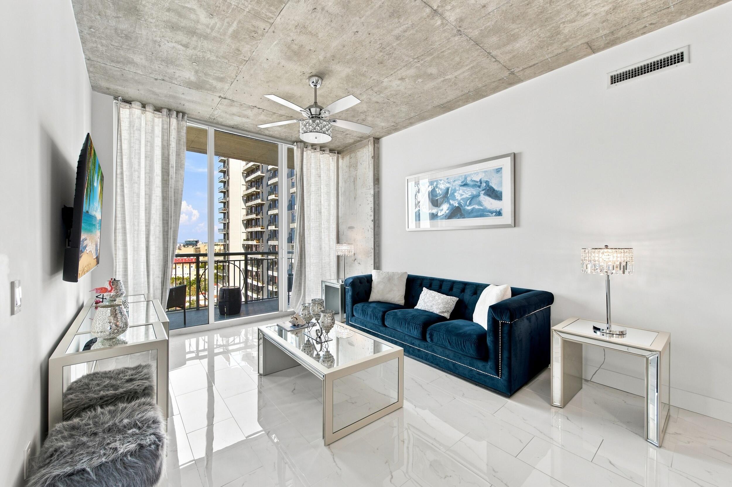 300 S Australian Avenue Unit 1404 — photo