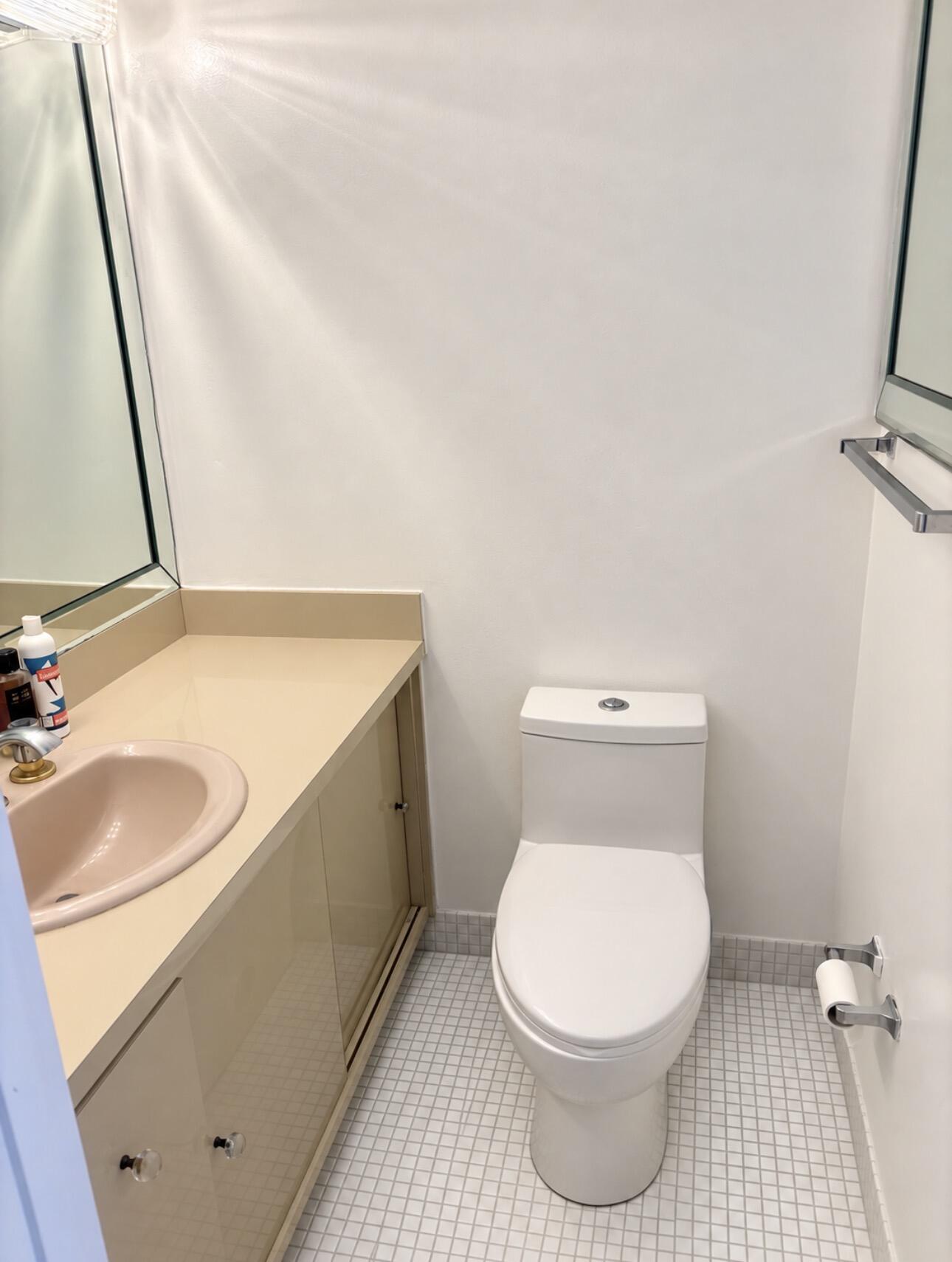 500 Bayview Drive Unit 925 — photo