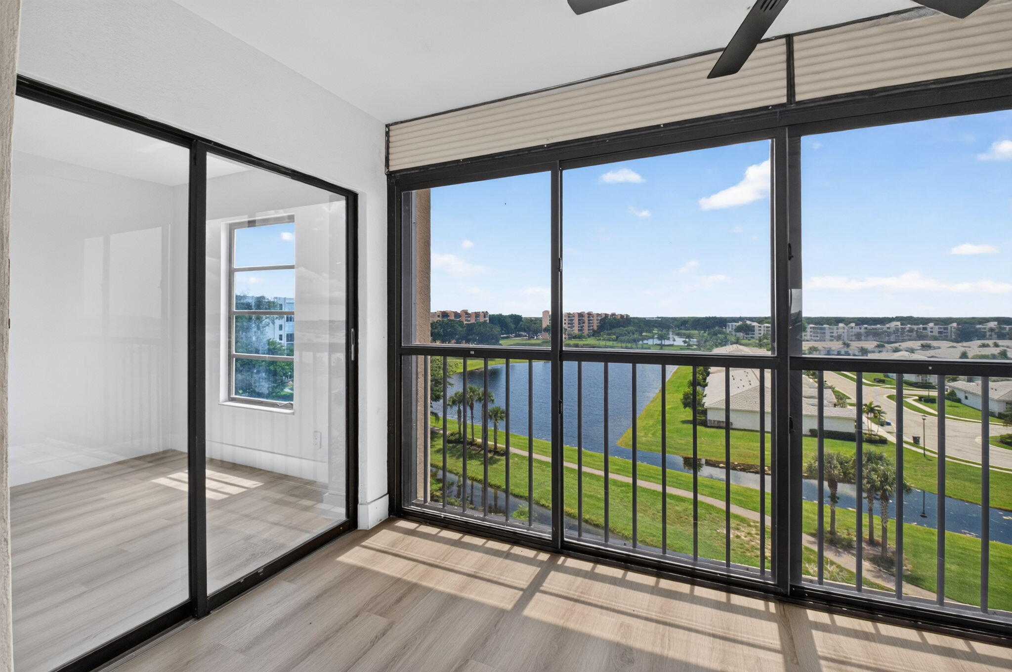 6866 Huntington Lane Unit 707 — photo