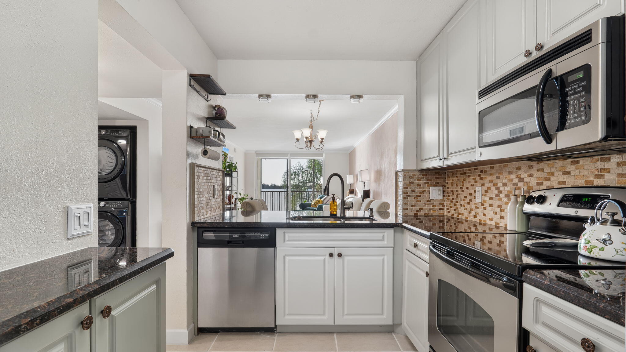110 Lake Emerald Drive Unit 303 — photo