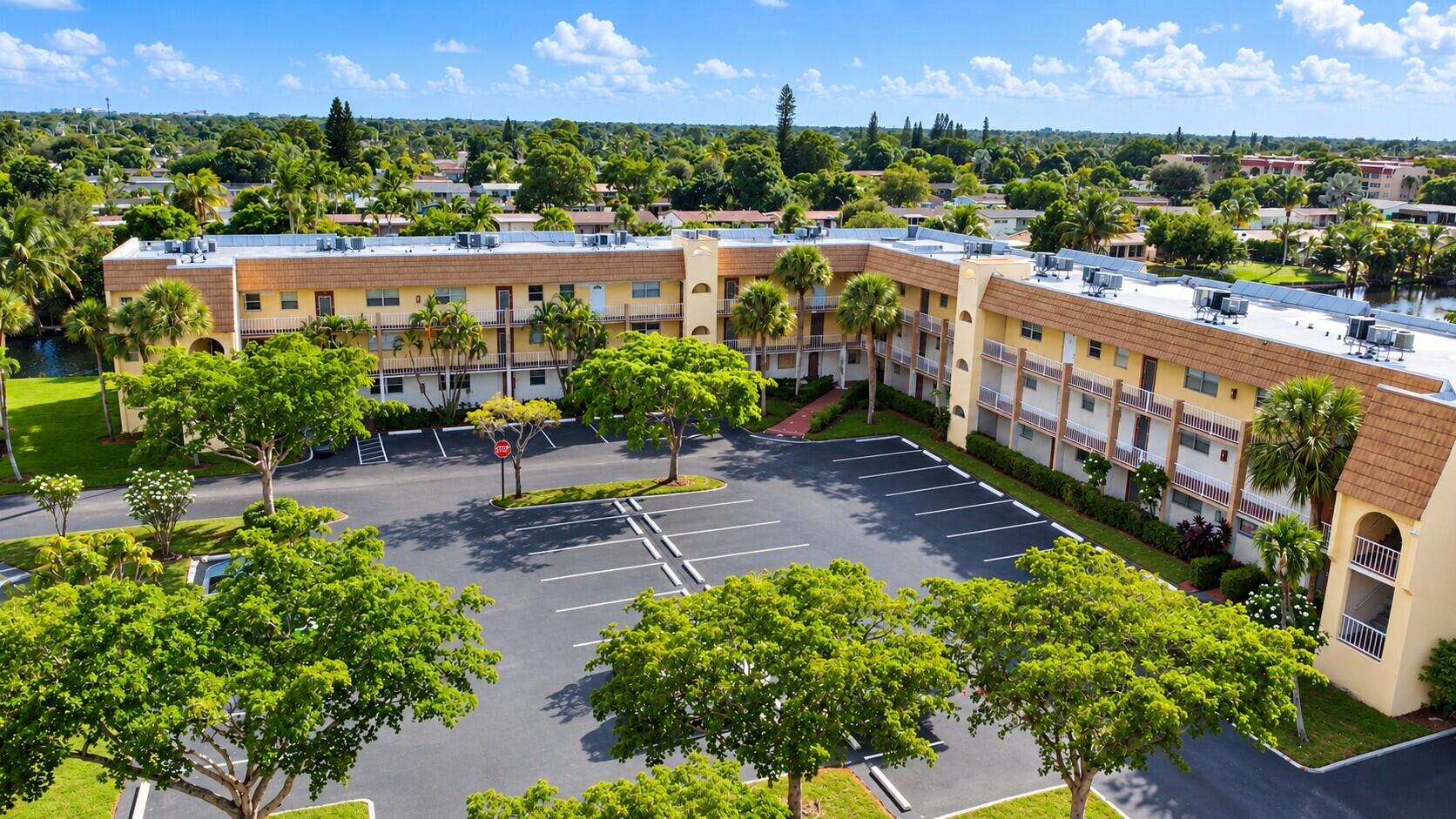 8345 Sunrise Lakes Boulevard Unit 109 — photo