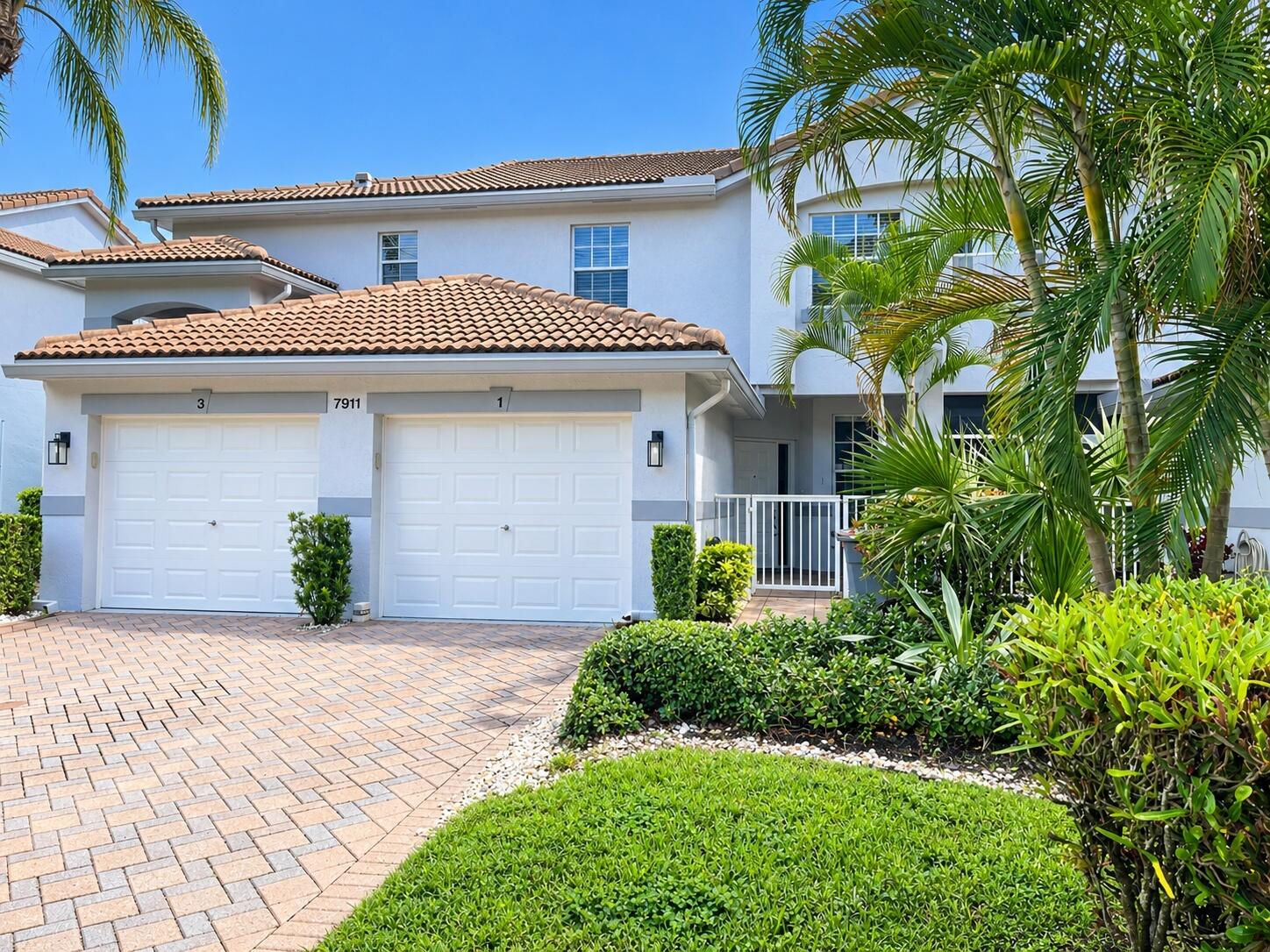 7911 Laina Lane Unit 1 — photo