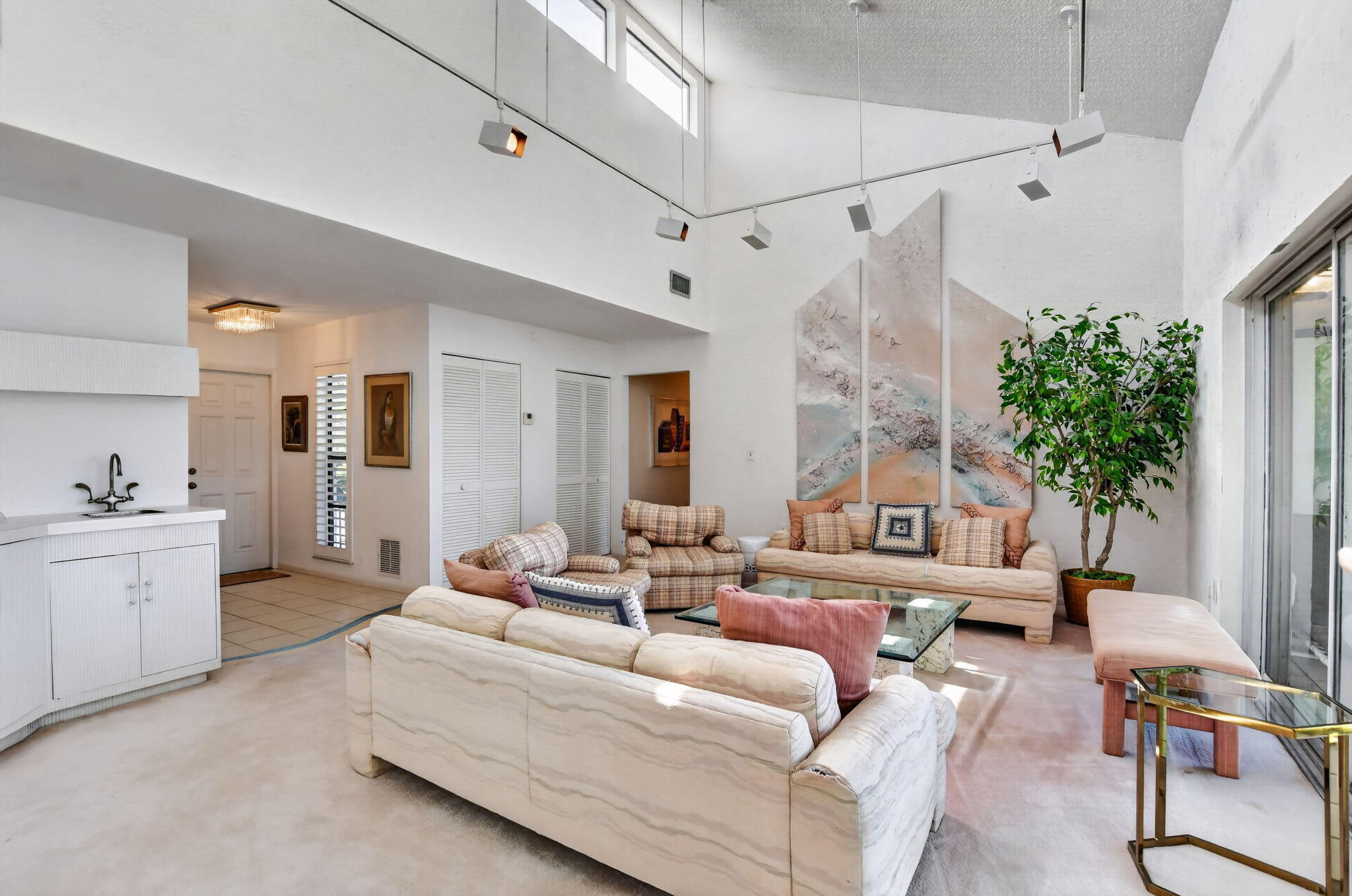6800 Willow Wood Drive Unit 906 — photo