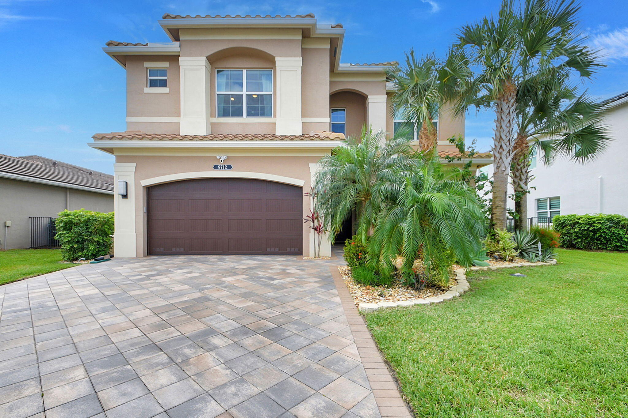 9712 Celtic Sea Lane — photo