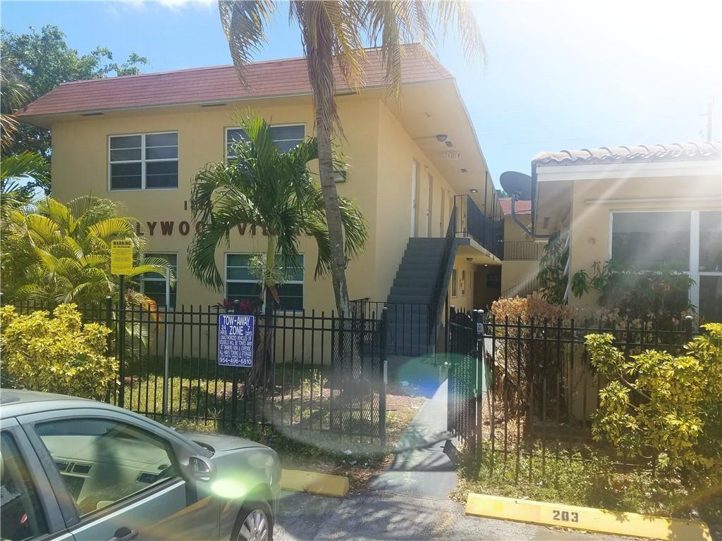1826 Johnson Street Unit 203 — photo