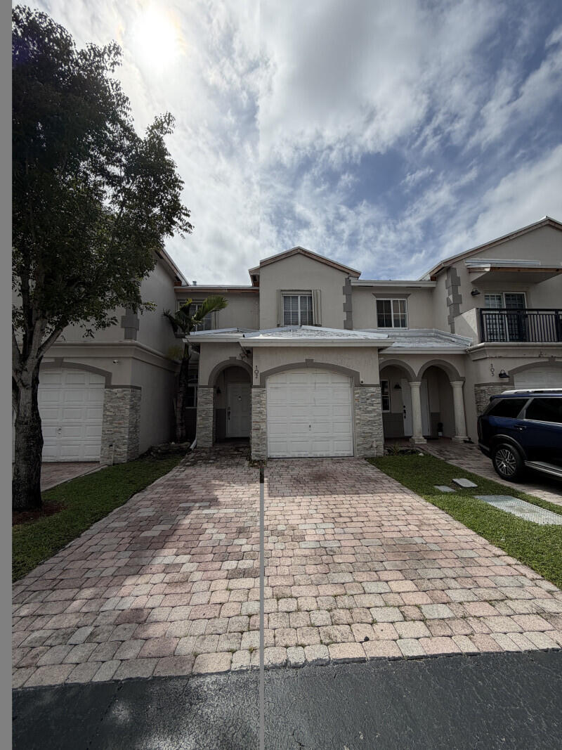 8401 SW 124th Avenue Unit 102 — photo