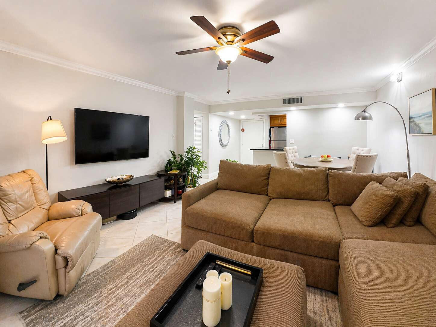 5160 Las Verdes Circle Unit 103 — photo