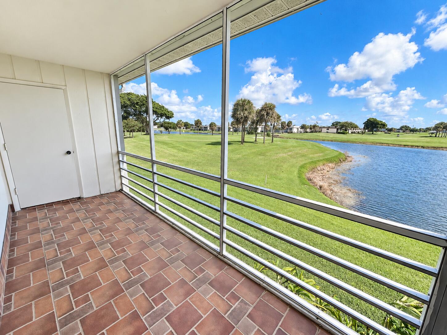 323 Flanders G Drive — photo