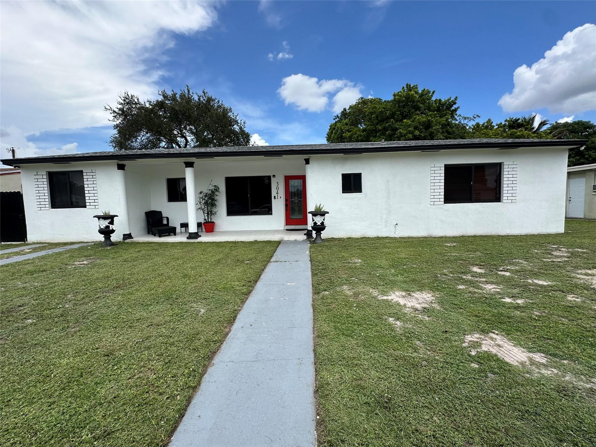 3041 NW 185th Terrace — photo