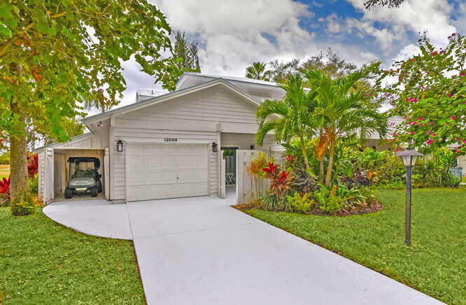 12698 SE Cascades Court — photo