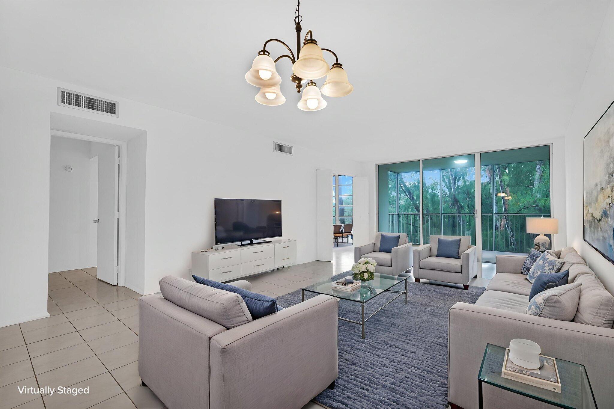 3051 S Palm Aire Drive Unit 308 — photo