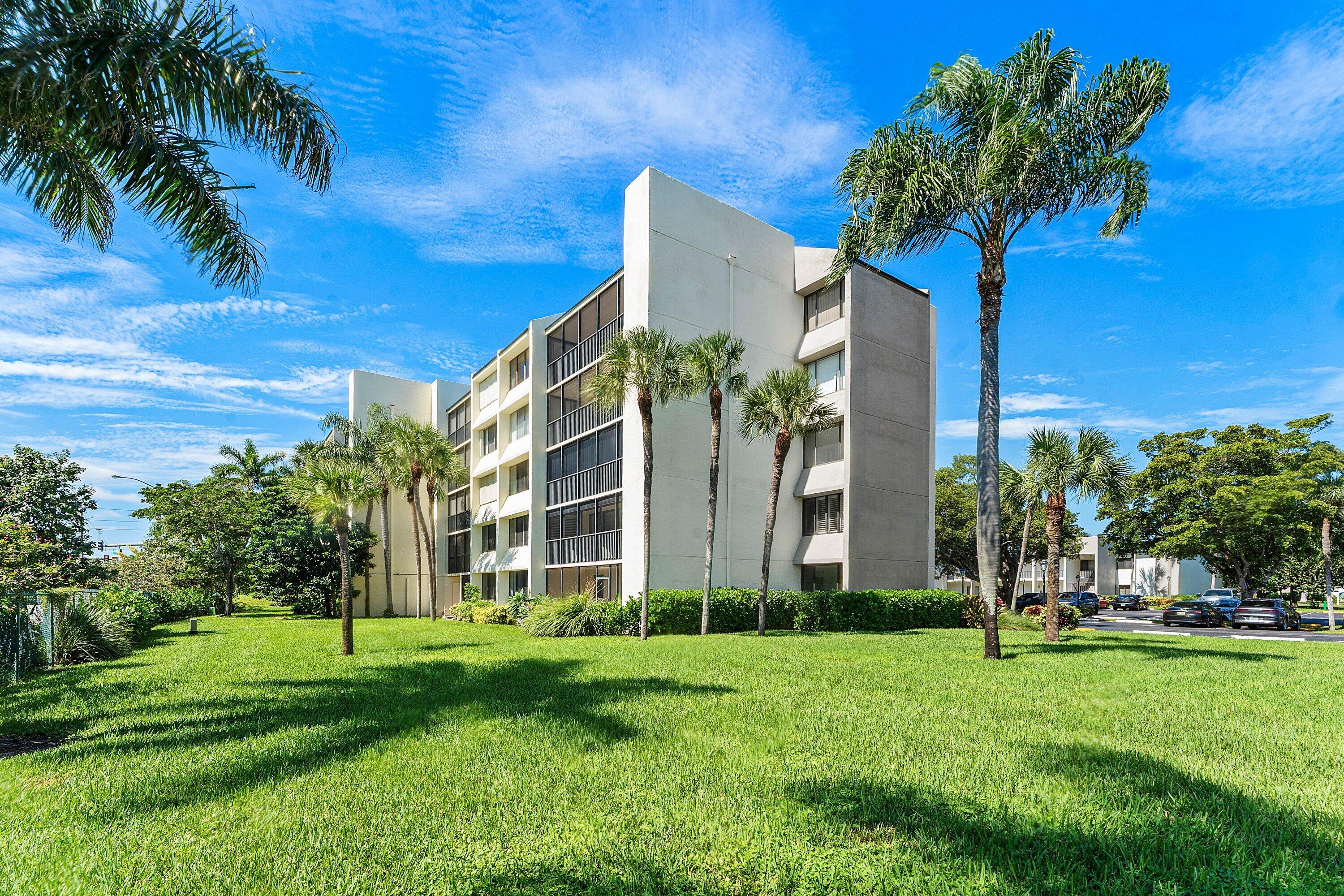 1605 S US Highway 1 Unit M1-404 — photo