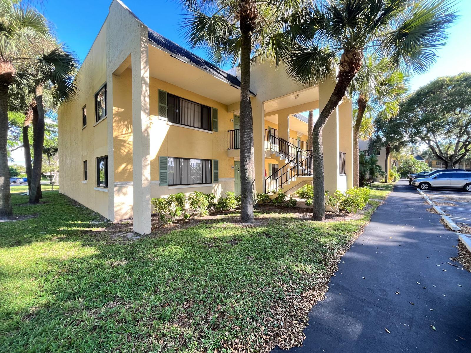 118 Meadows Circle — photo