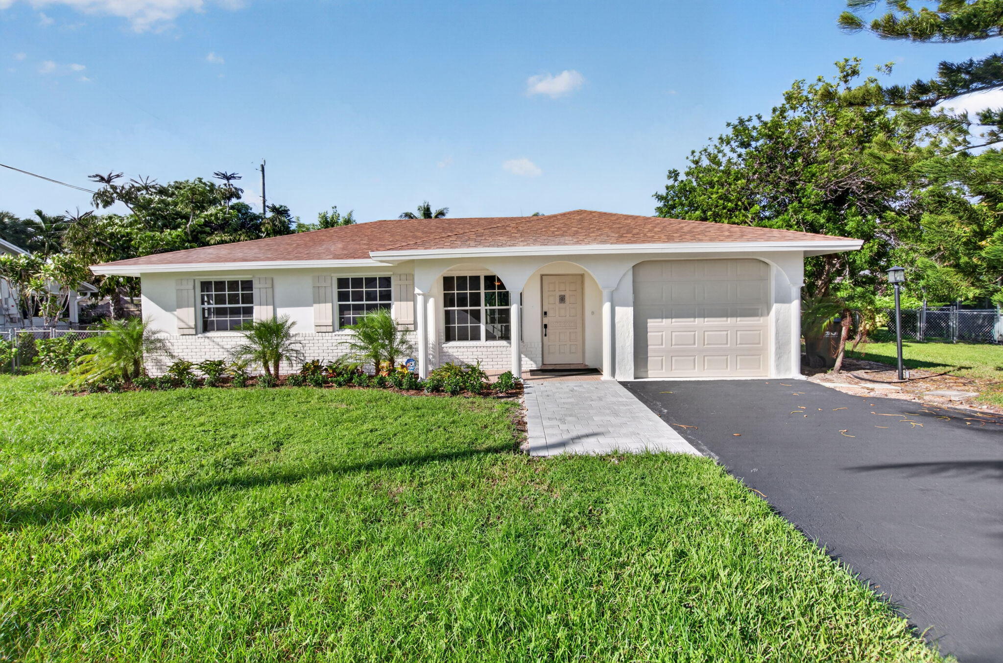 632 Jaeger Drive — photo