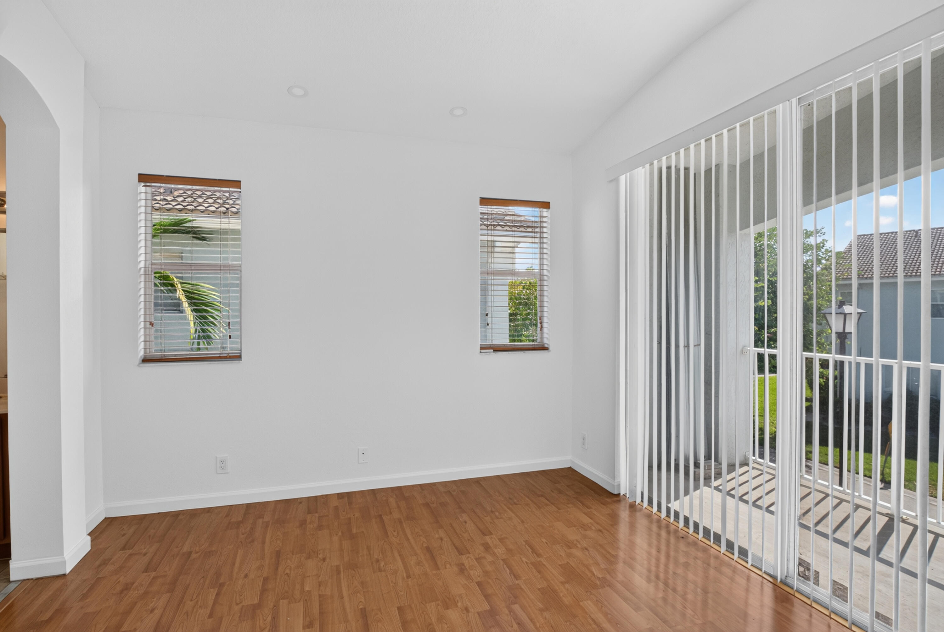 3037 Laurel Ridge Circle, Riviera Beach, FL 33404 — photo 2