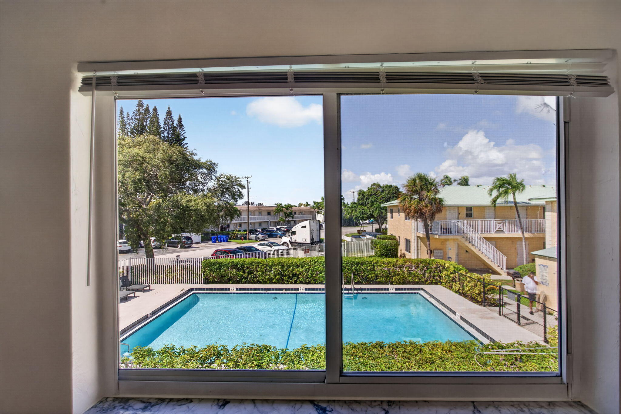909 Pine Drive Unit 9 — photo