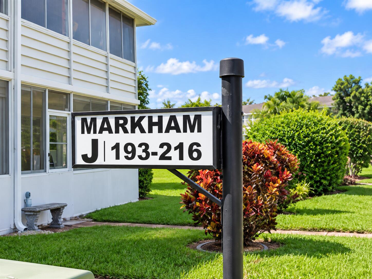 198 Markham J — photo