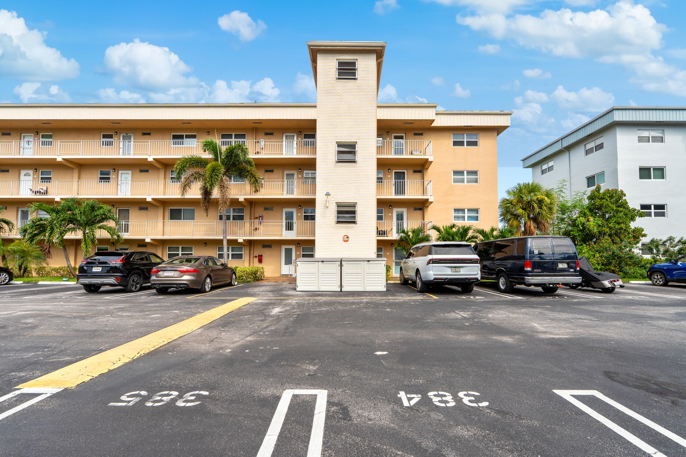 2600 NE 1st Lane Unit 1120 — photo