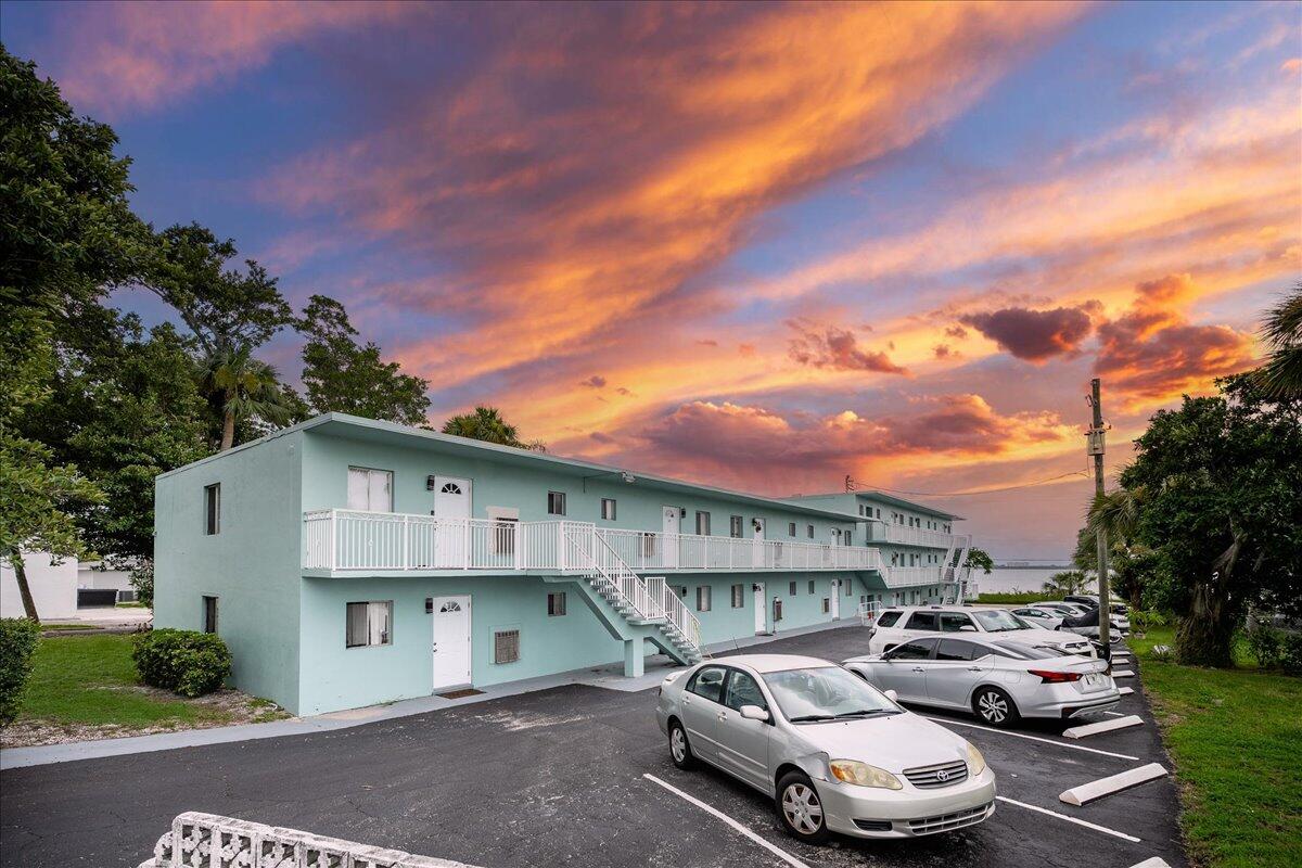 601 S Indian River Drive Unit 9 — photo