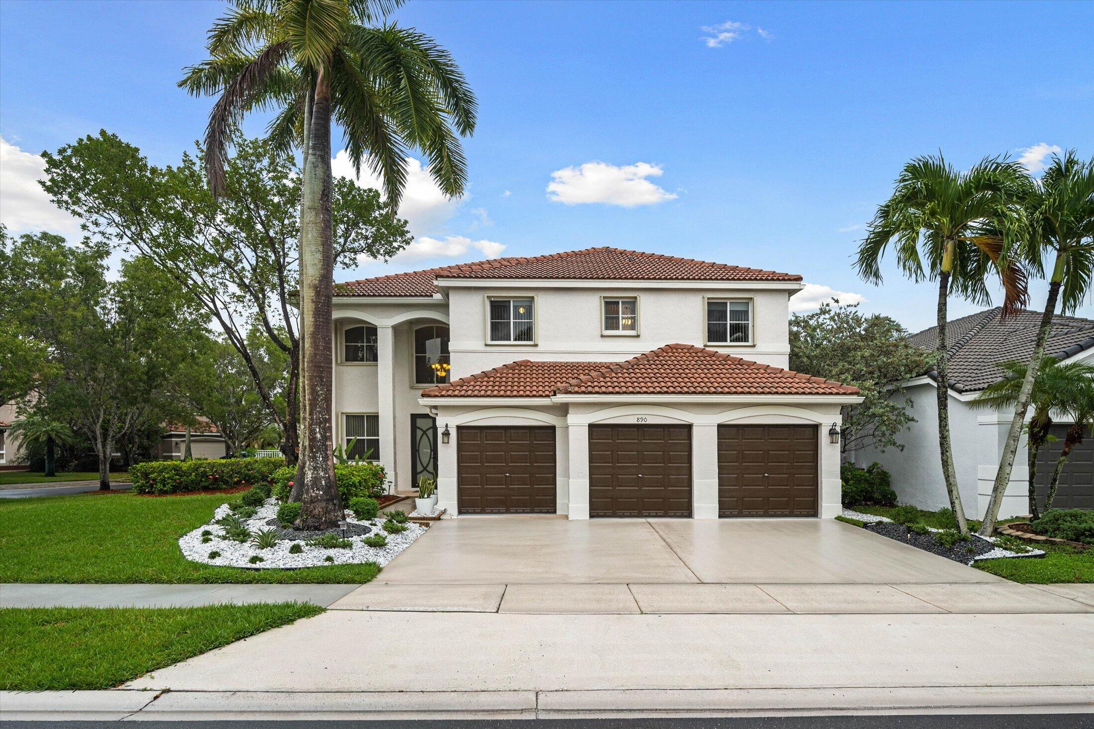 890 Hawthorn Terrace — photo