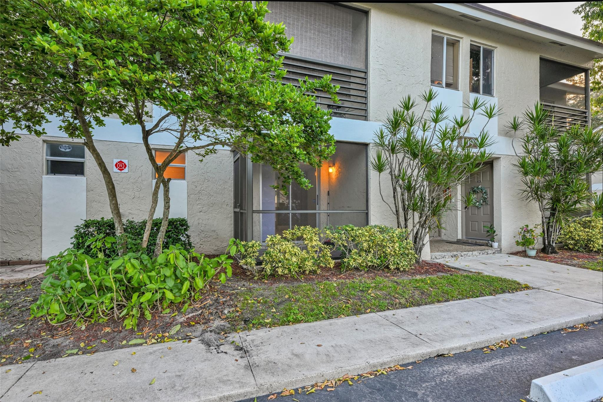 109 Gardens Drive Unit 103 — photo