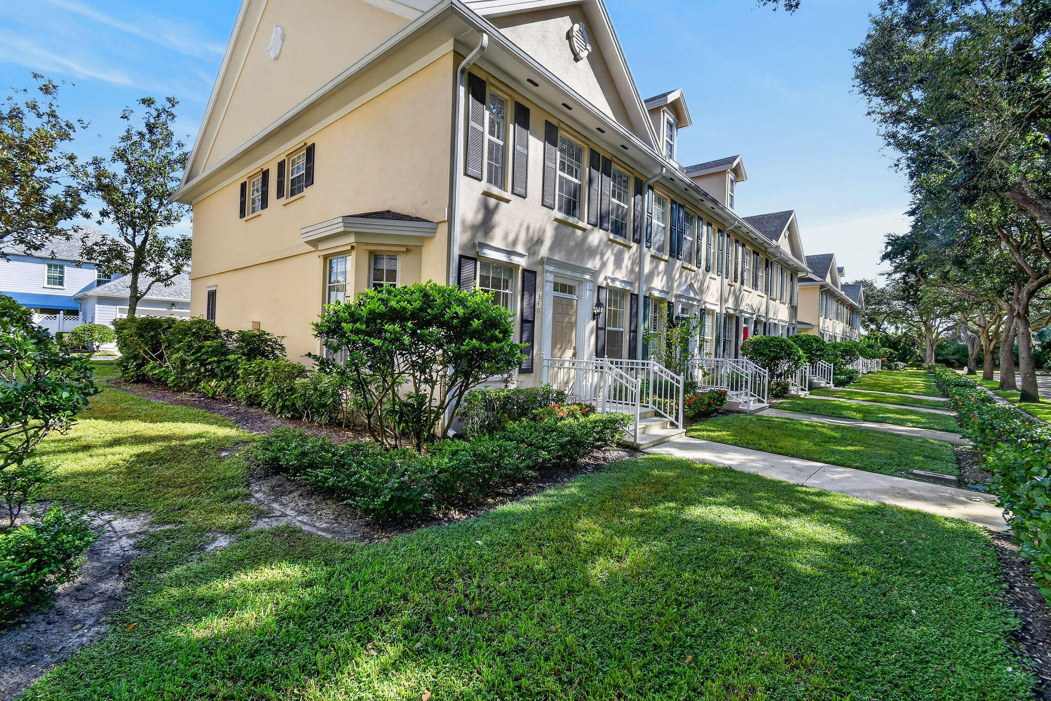 340 Jacaranda Drive, Jupiter, FL 33458 — photo 2