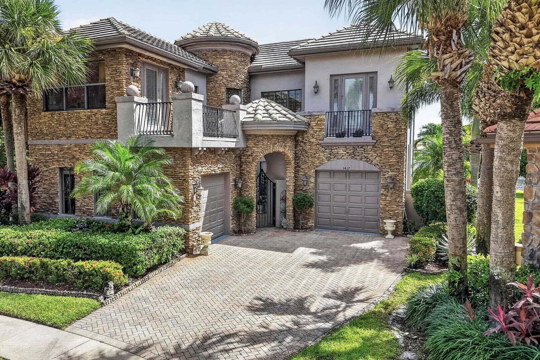 3417 Collonade Drive — photo