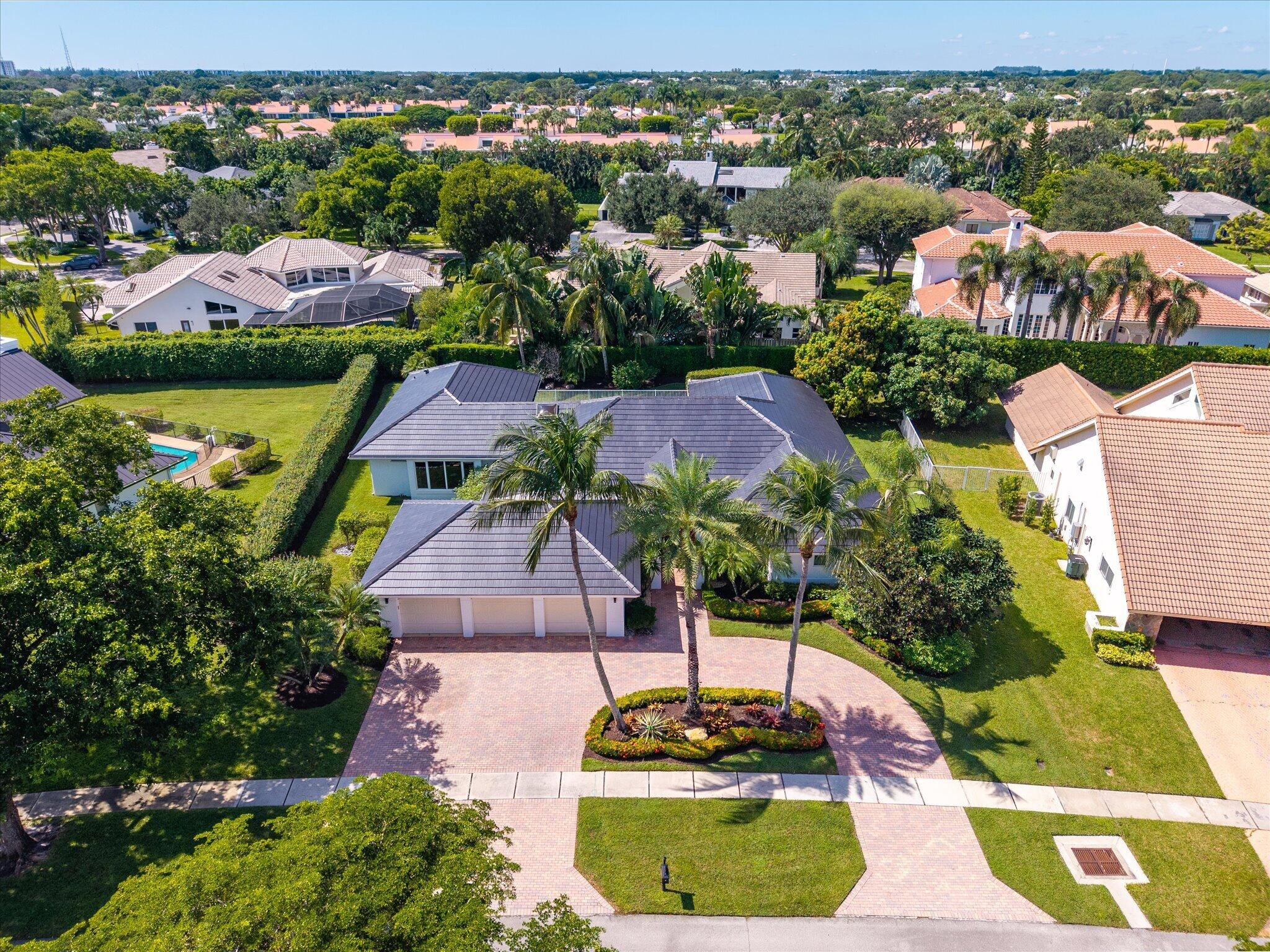 4475 Woodfield Boulevard — photo