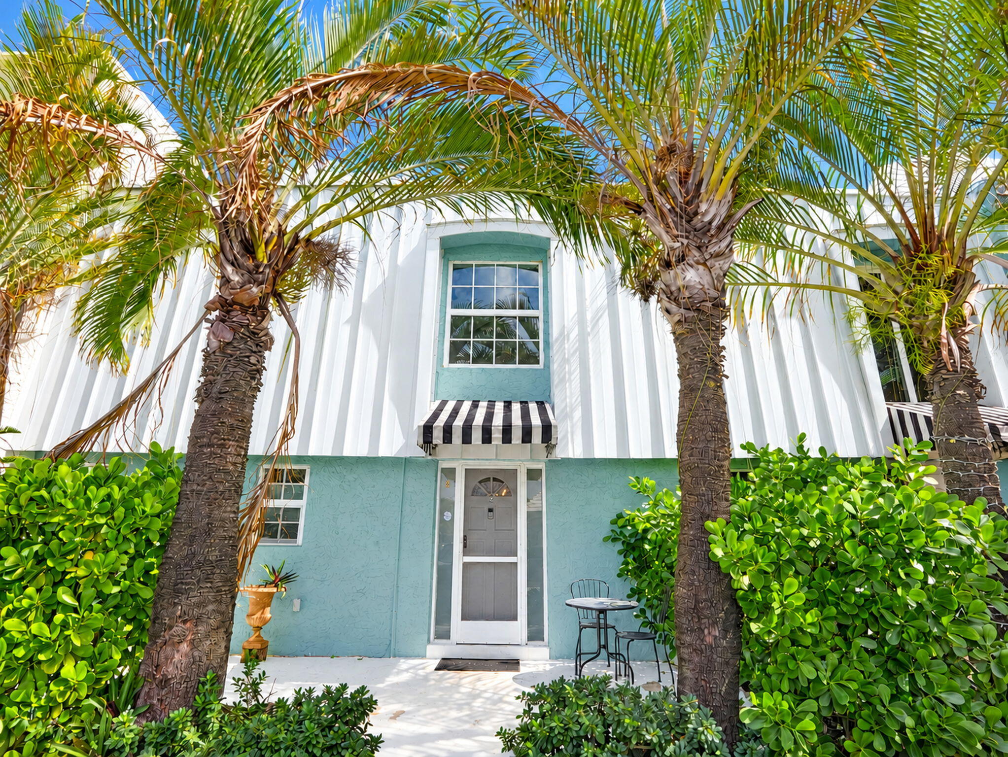 2708 NE 14th Street Causeway Unit 2 — photo