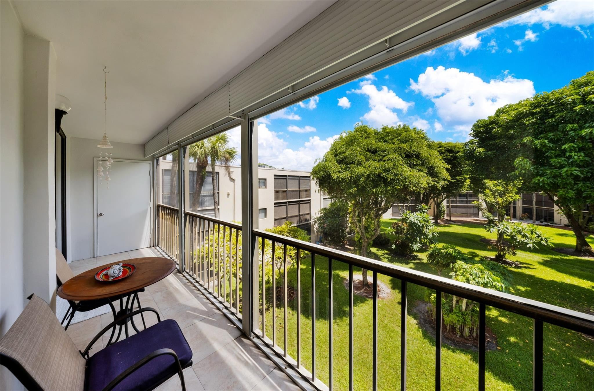 5250 Las Verdes Circle Unit 317 — photo