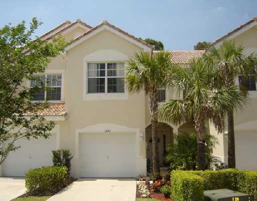 1035 Woodfield Road — photo