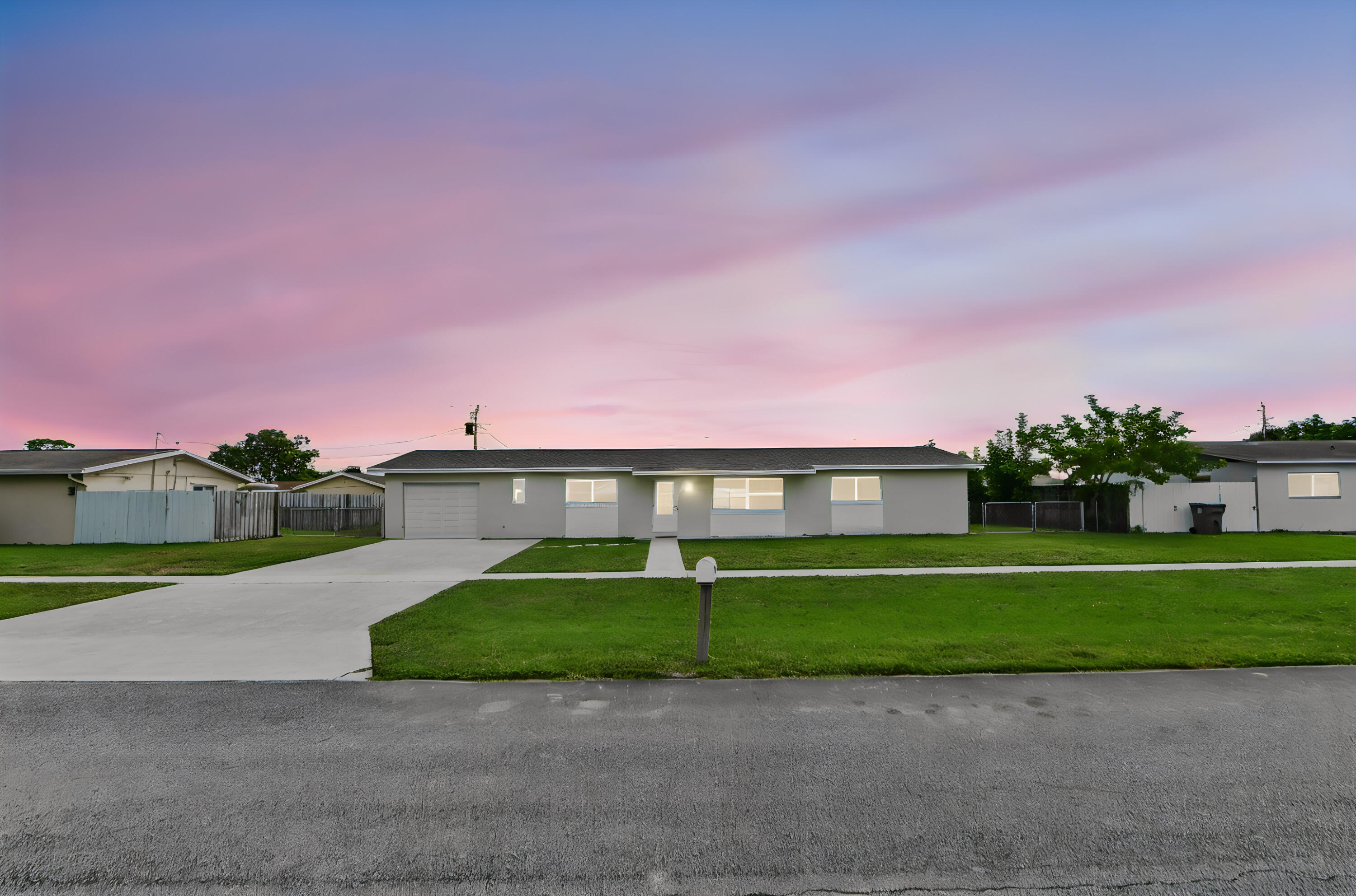 1580 Roy Drive — photo