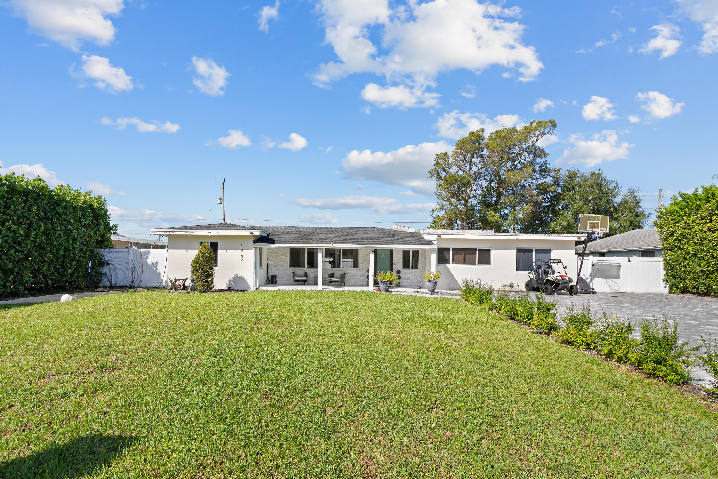 15107 Jackson Road — photo