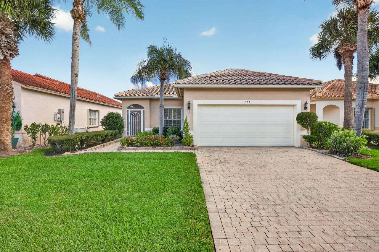 326 NW Treeline Trace — photo