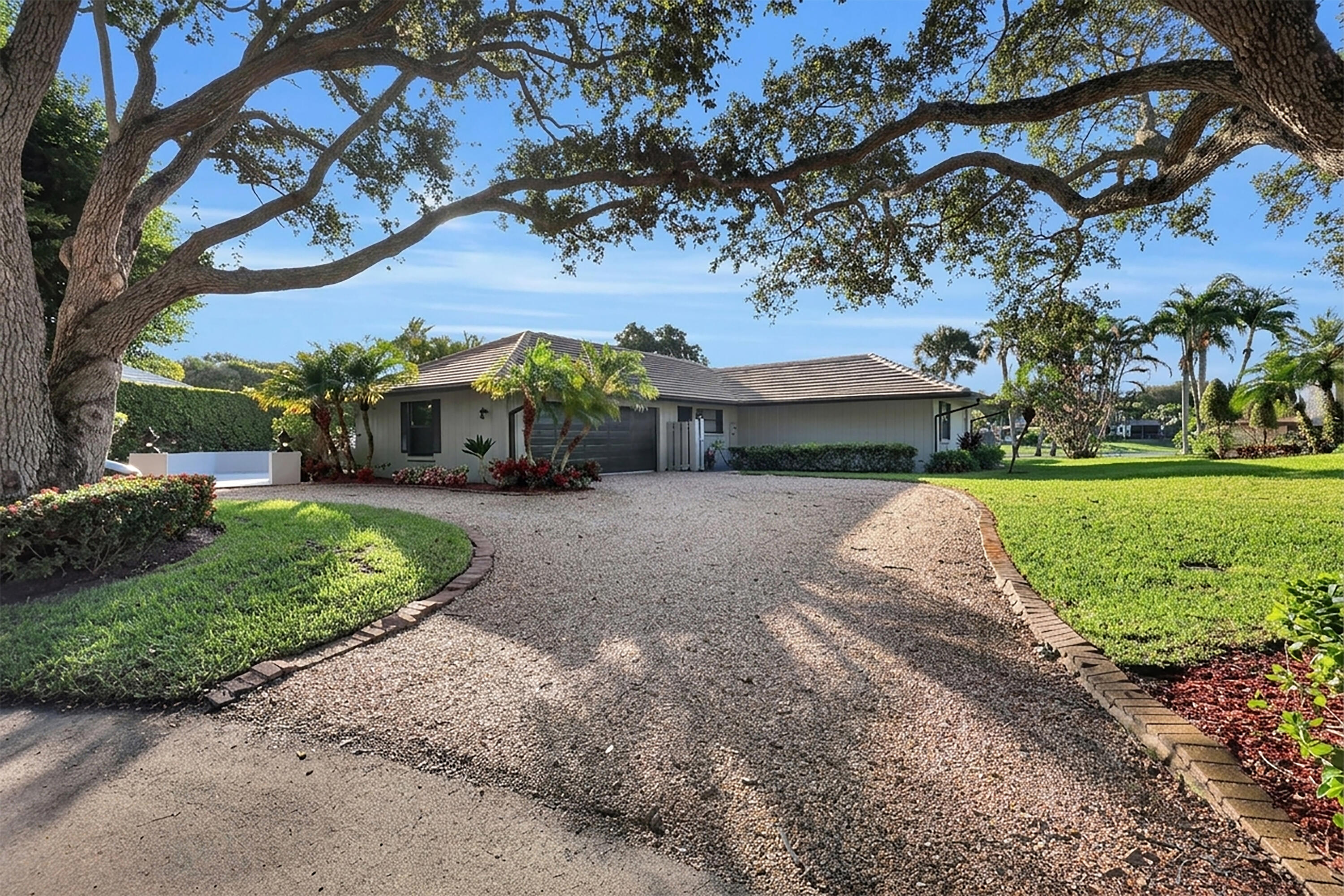 10158 SE Acorn Way — photo