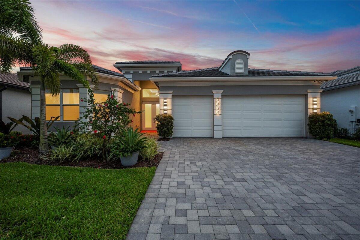 9858 Pecorino Isle — photo