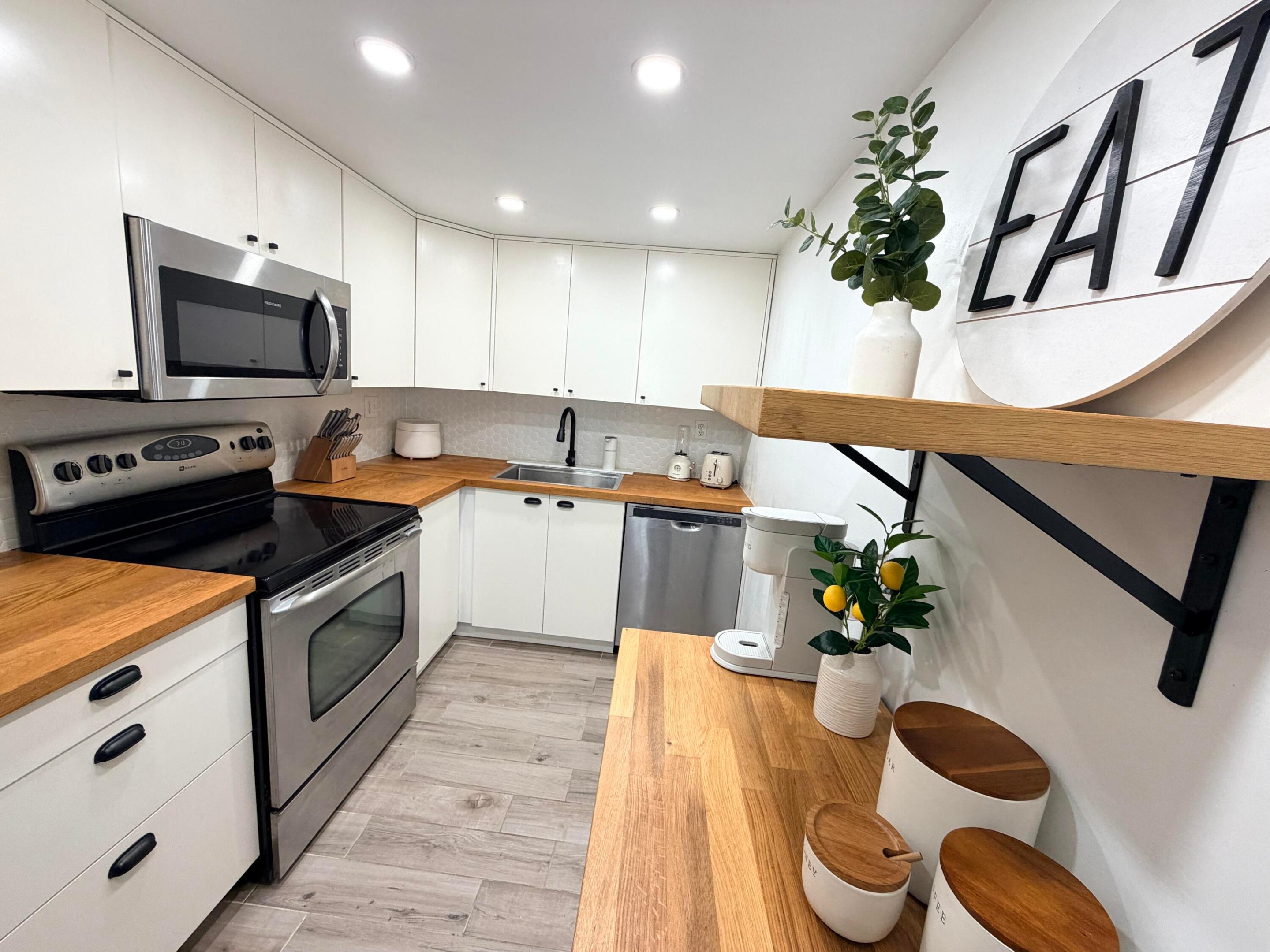 3700 N Pine Island Road Unit 210 — photo