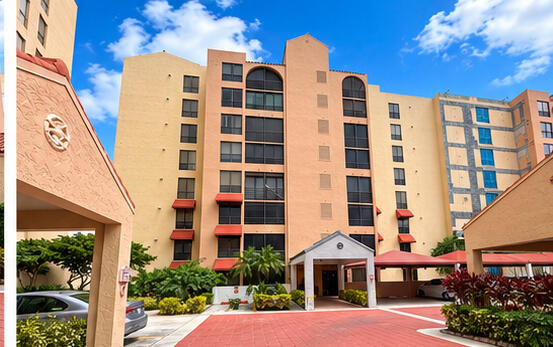 7153 Promenade Drive Unit 702 — photo