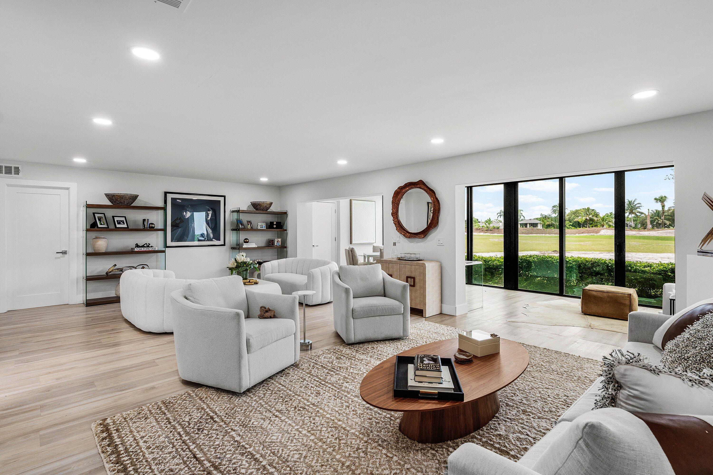 17 Southport Lane Unit G — photo