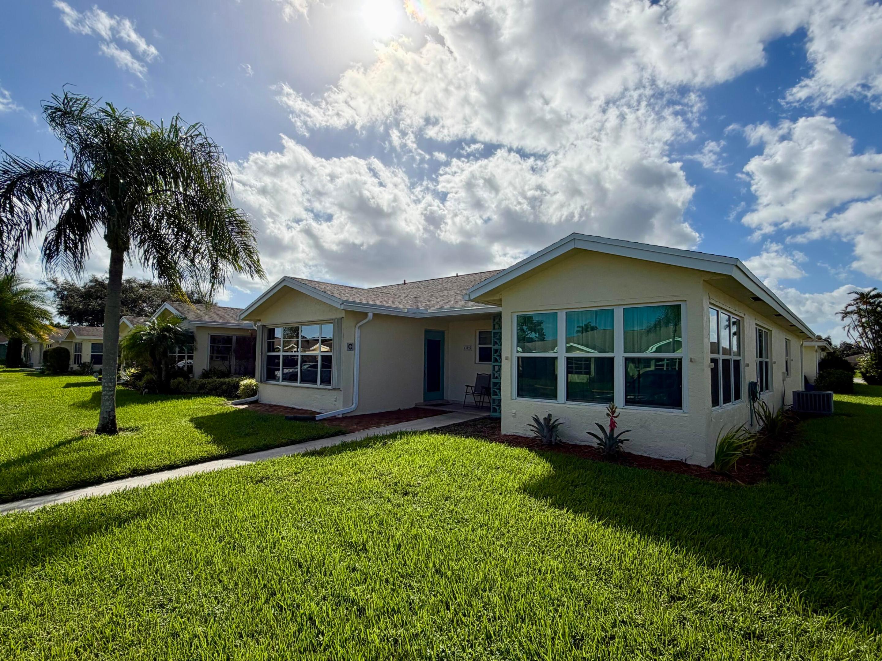 5289 Lakefront Boulevard Unit C — photo