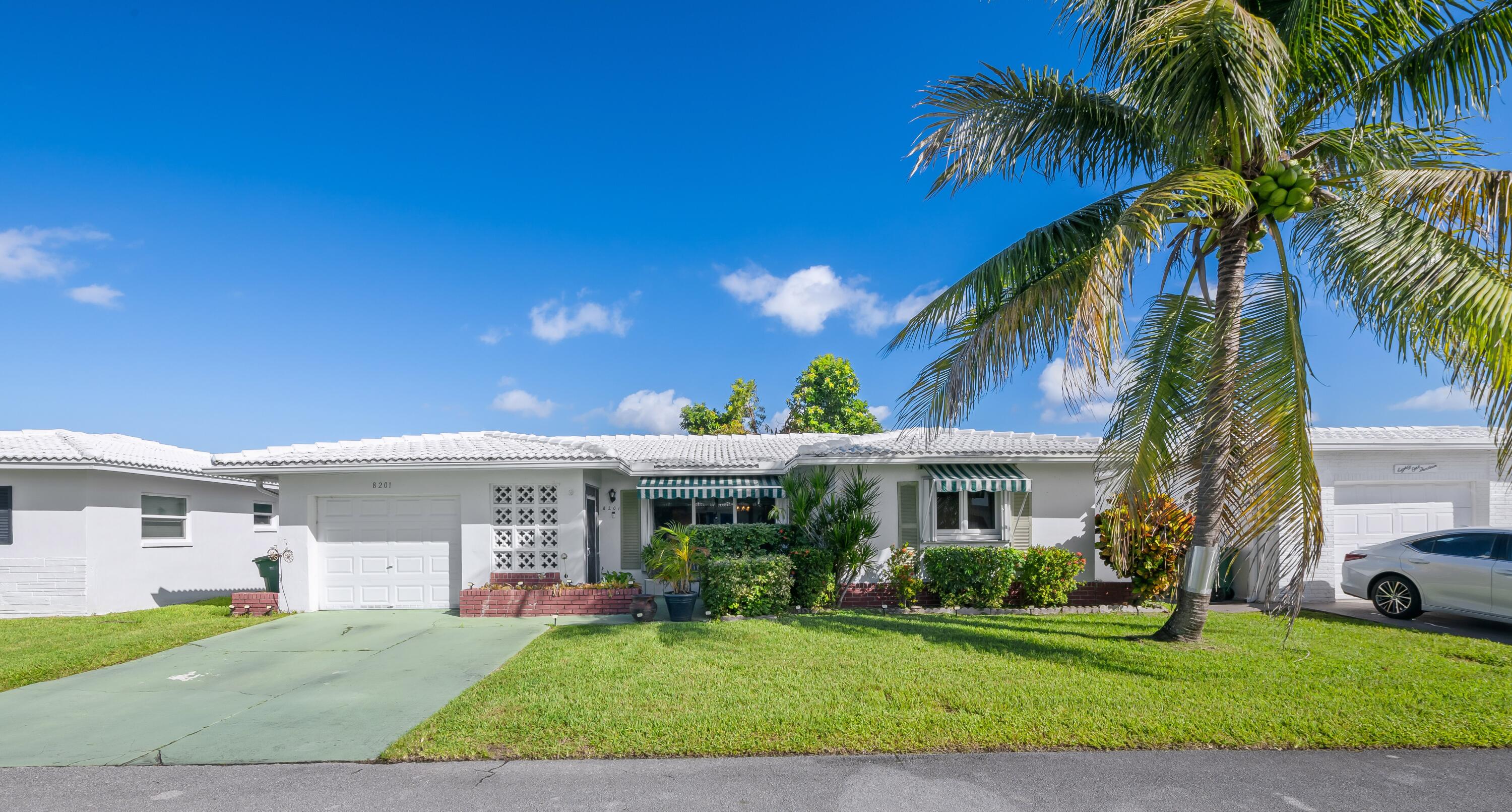8201 NW 59th Court — photo