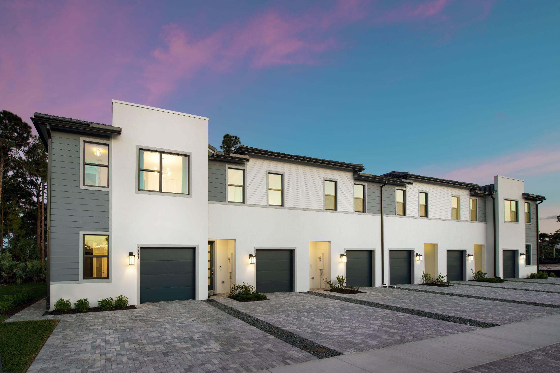6753 Kavagi Drive Nautical 69-28 — photo