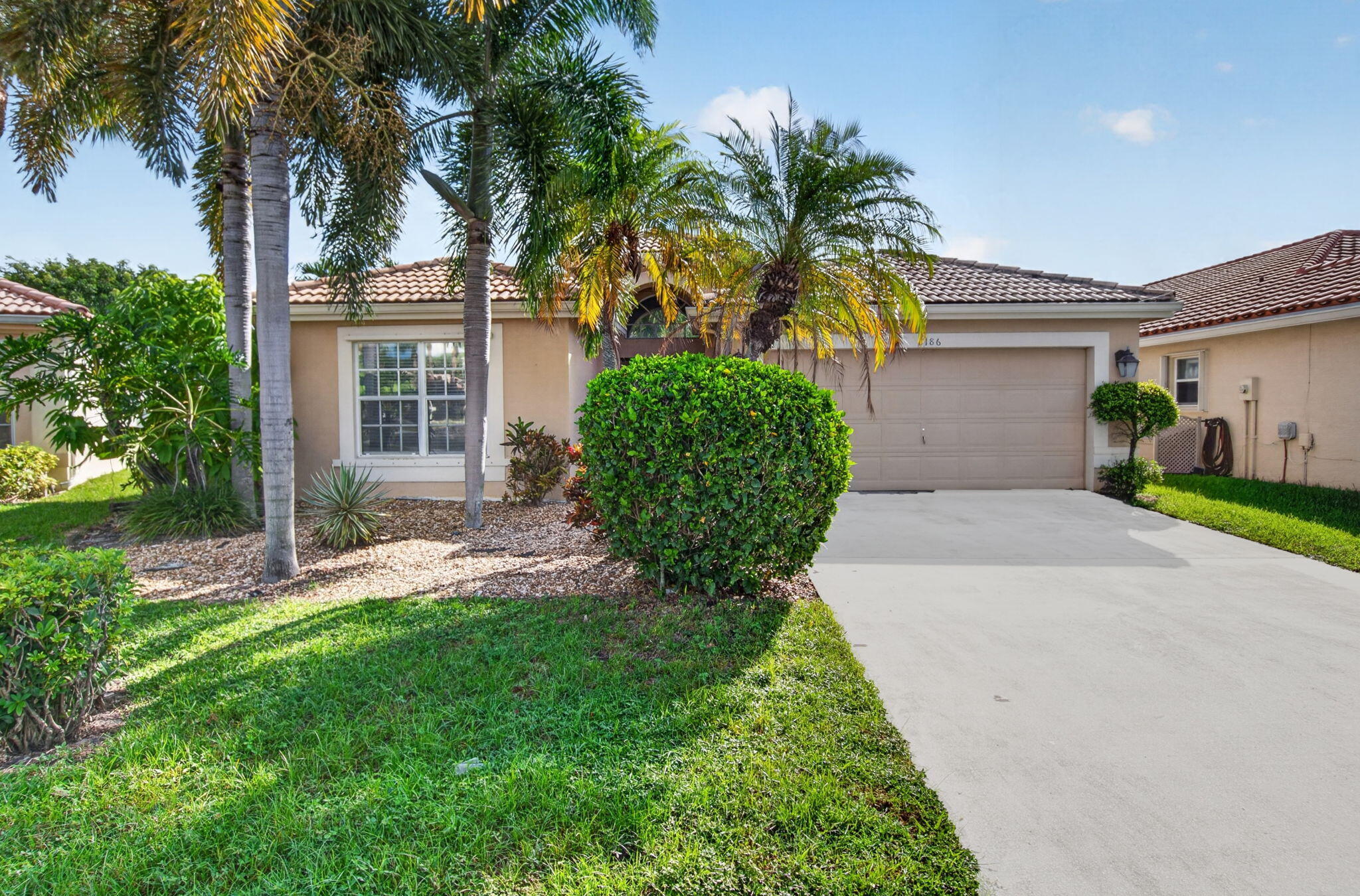 8186 White Rock Circle — photo