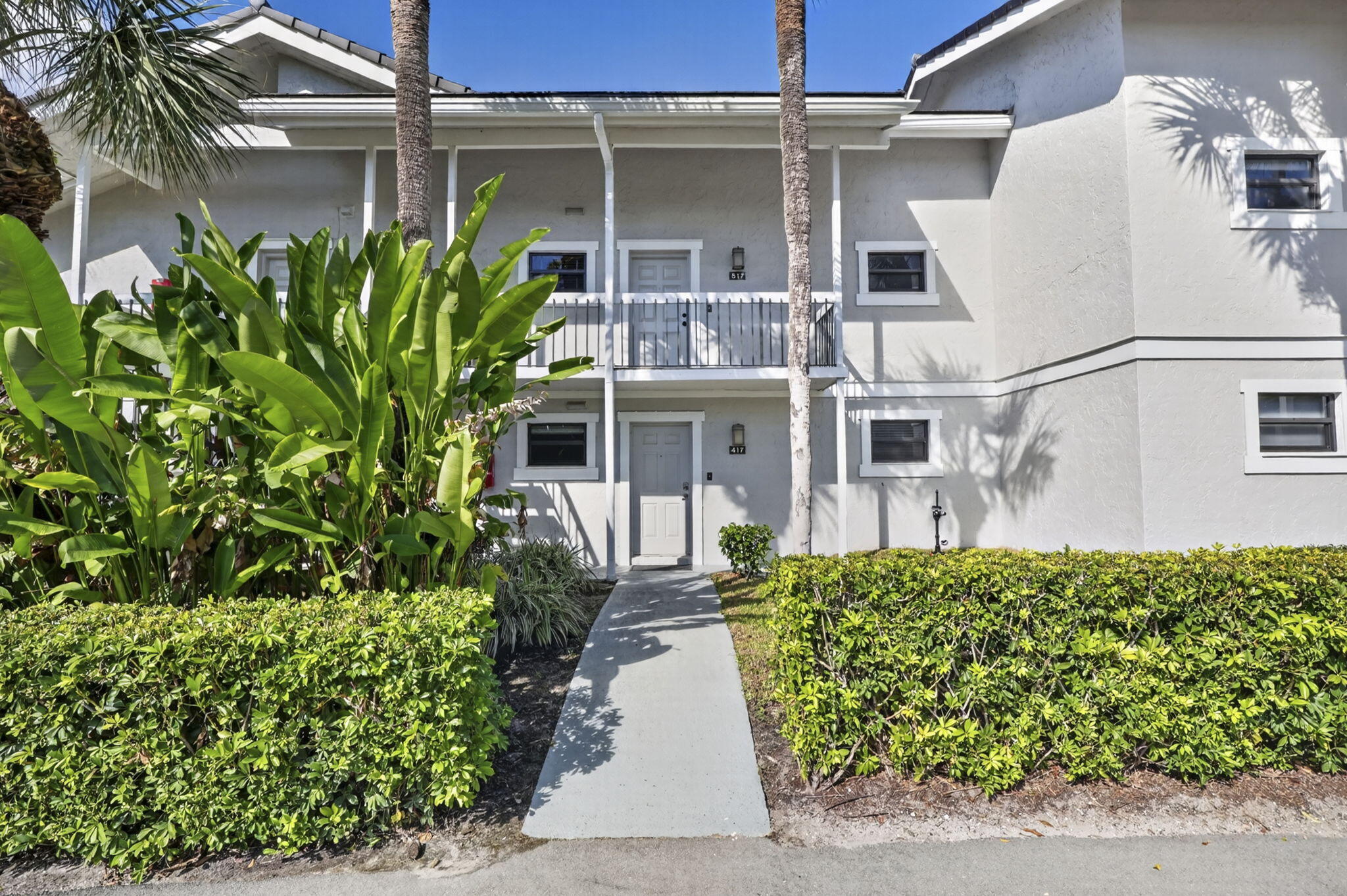 11863 Wimbledon Circle Unit 416 — photo