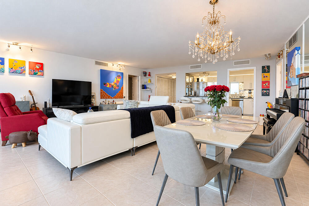 2480 Presidential Way Unit 802 — photo
